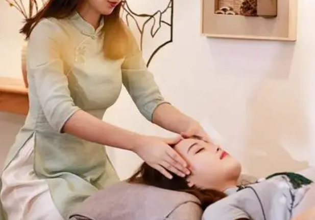 開個采耳養(yǎng)生館需要多少錢?10萬開店賺錢6大省錢妙招