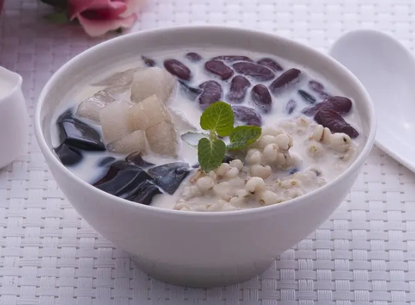 在無錫開燒仙草店利潤有多大?萬沒想到純利這么高