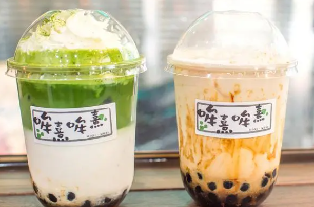 奶茶店利潤(rùn)率一般是多少？毛利潤(rùn)率至少60%開店4年賺套房車