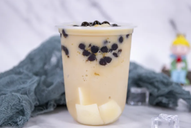 開一家奶茶店費(fèi)用要投資多少錢?15㎡店面投資10萬足夠了