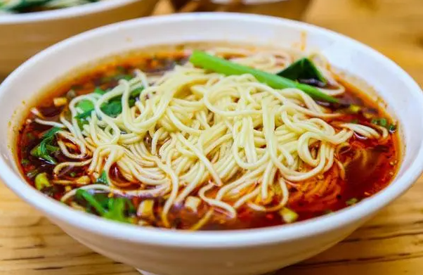 濟(jì)南開一個重慶小面店需要投資多少錢?【20萬費(fèi)用預(yù)算表最新】