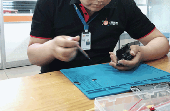 開一家手機維修店費用要投資多少錢?10萬投資20㎡店輕松賺錢