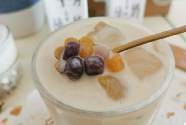 開奶茶店多久能回本？8個月回本我開奶茶店6年真實經歷