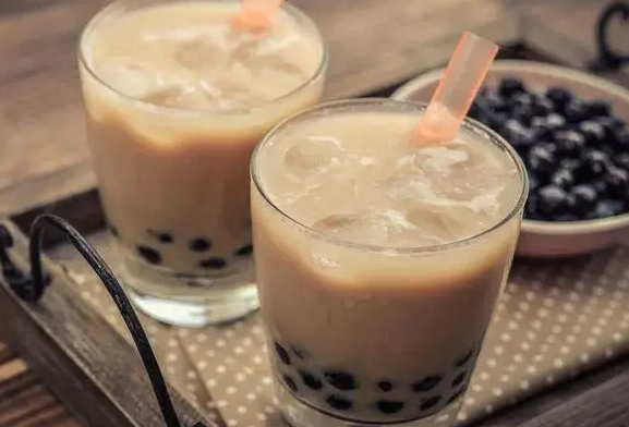 開奶茶店多久能回本?8個(gè)月回本我開奶茶店7年真實(shí)經(jīng)歷