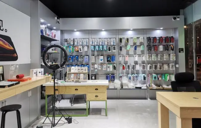 開手機(jī)維修店加盟店賺錢嗎？可以獲得成功嗎？