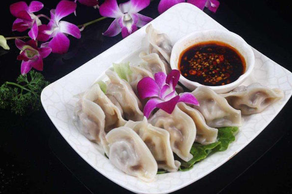 手工水餃店加盟，如何確定合適的費(fèi)用？