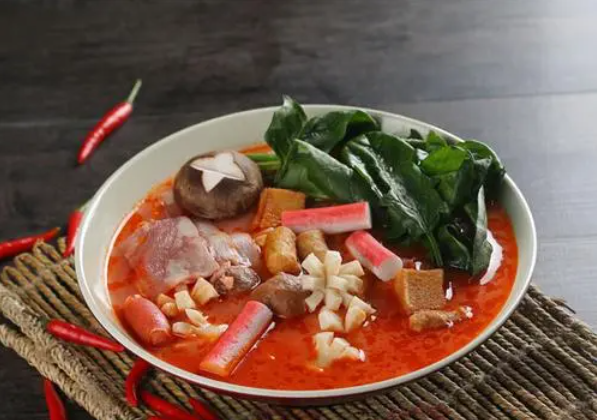 餐飲創(chuàng)業(yè)是否比打工收入更可觀？揭開加盟麻辣燙店的真相！
