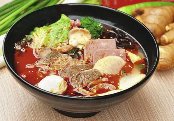 開麻辣燙加盟店，如何在利弊中尋找平衡？