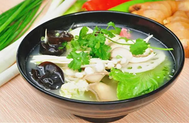 餐飲創(chuàng)業(yè)是否比打工收入更可觀？揭開加盟麻辣燙店的真相！
