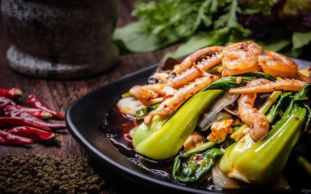 如何通過麻辣燙網(wǎng)店加盟賺錢？