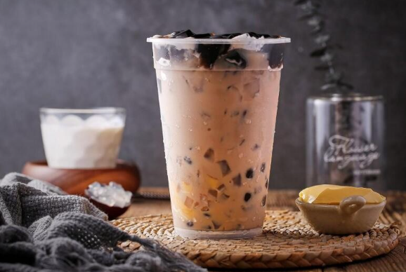 揭秘奶茶加盟騙局，不要在這個(gè)坑里錯(cuò)過(guò)你的財(cái)富！