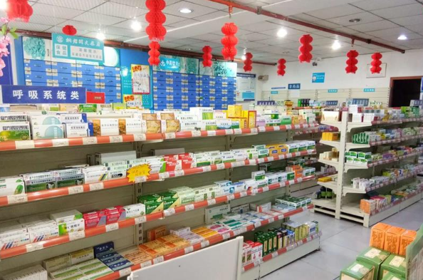 連鎖藥店要怎么加盟？怎么選擇？何科學(xué)加盟連鎖藥店