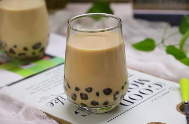 奶茶加盟費(fèi)用要多少？從多角度分析奶茶加盟費(fèi)用，幫你成功創(chuàng)業(yè)