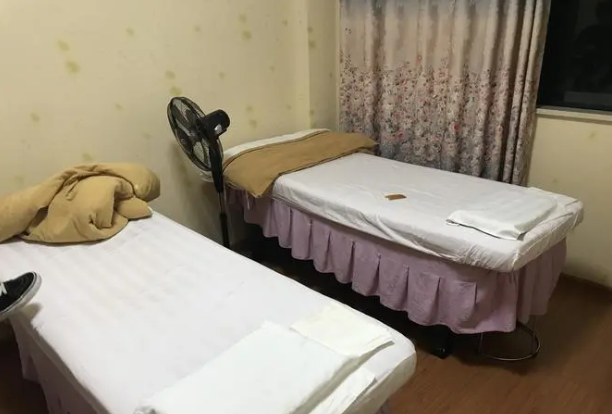 推拿養(yǎng)生館加盟,投資一個月需要考慮哪些費用?