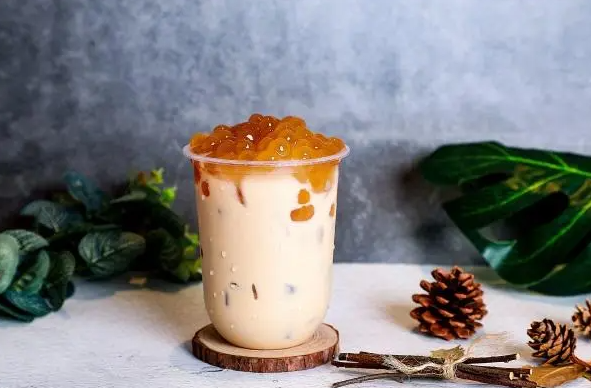 奶茶店加盟費(fèi)用，比你想象中的要低！