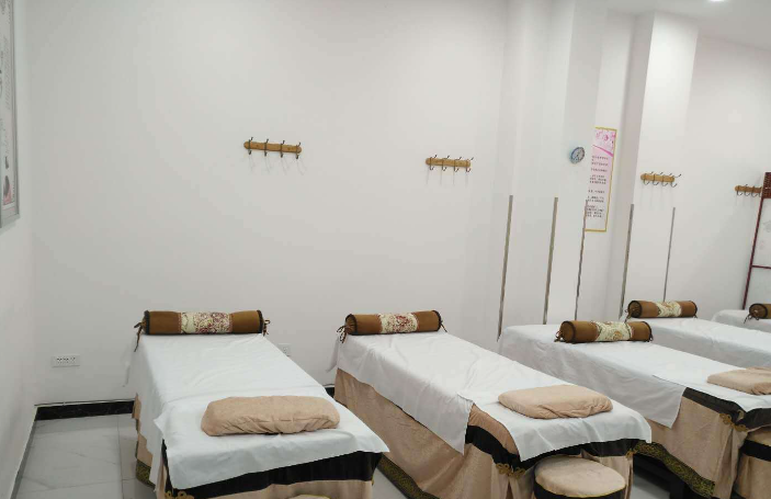 開推拿養(yǎng)生館加盟有哪些優(yōu)勢(shì)？選擇加盟開店有哪些好處？
