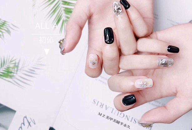 美甲美睫店加盟，一定要注意的費用問題！