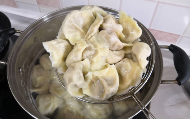 如何快速順利開(kāi)設(shè)手工水餃加工廠——一份全面的指南