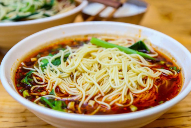 揭秘開設重慶小面面館的加盟費用及創(chuàng)業(yè)指南