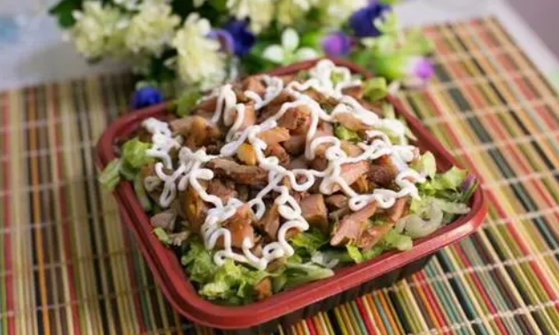 加盟烤肉拌飯店賺錢(qián)嗎？探尋烤肉拌飯店加盟的財(cái)富之路