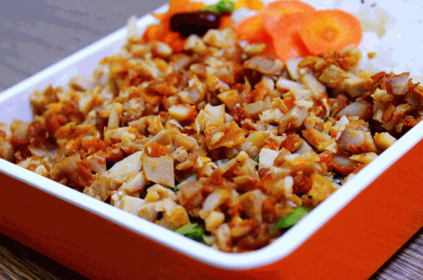 烤肉拌飯加盟店加盟費(fèi)大概多少？開啟美食創(chuàng)業(yè)之路，探尋烤肉拌飯加盟的投資價值
