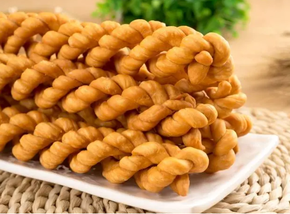 零食店加盟掙錢嗎？揭秘零食店加盟：創(chuàng)業(yè)的甜蜜與挑戰(zhàn)
