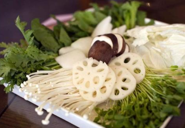 加盟火鍋食材店需要投資多少錢？投資創(chuàng)業(yè)，火鍋食材店加盟是您的明智選擇